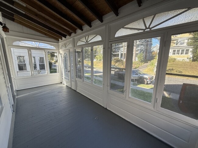 Building Photo - 898 Myrtle Ave