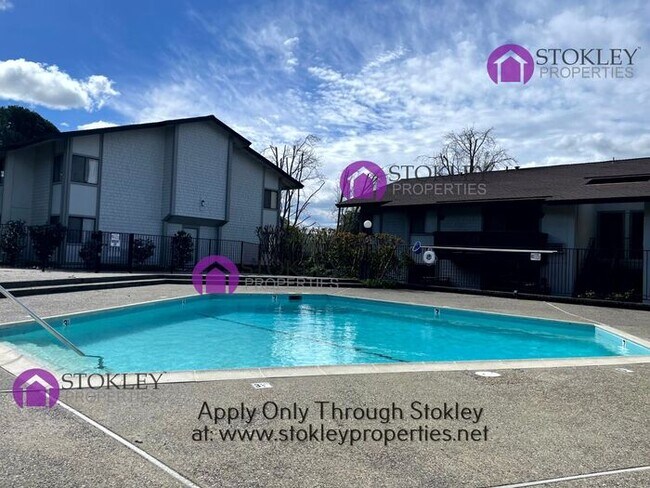 Building Photo - 1477 Marchbanks Dr