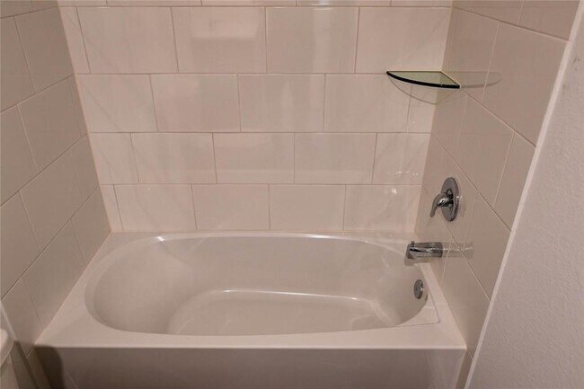 Building Photo - 15510 Olive Ter Trl