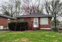 Building Photo - Charming 3-Bedroom 1 Bathroom Home!