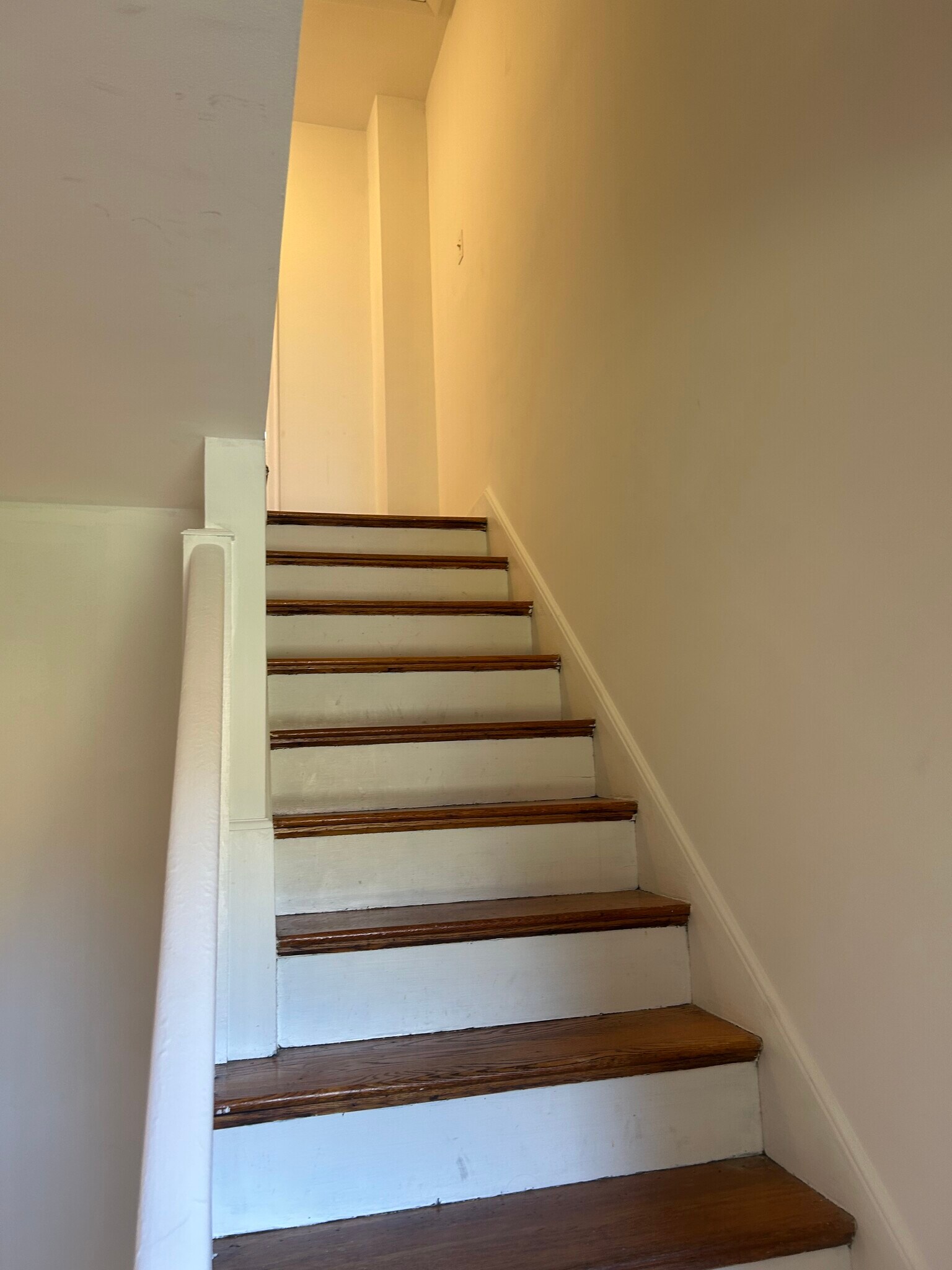 3 floor townhouse - 36 Pierce Rd