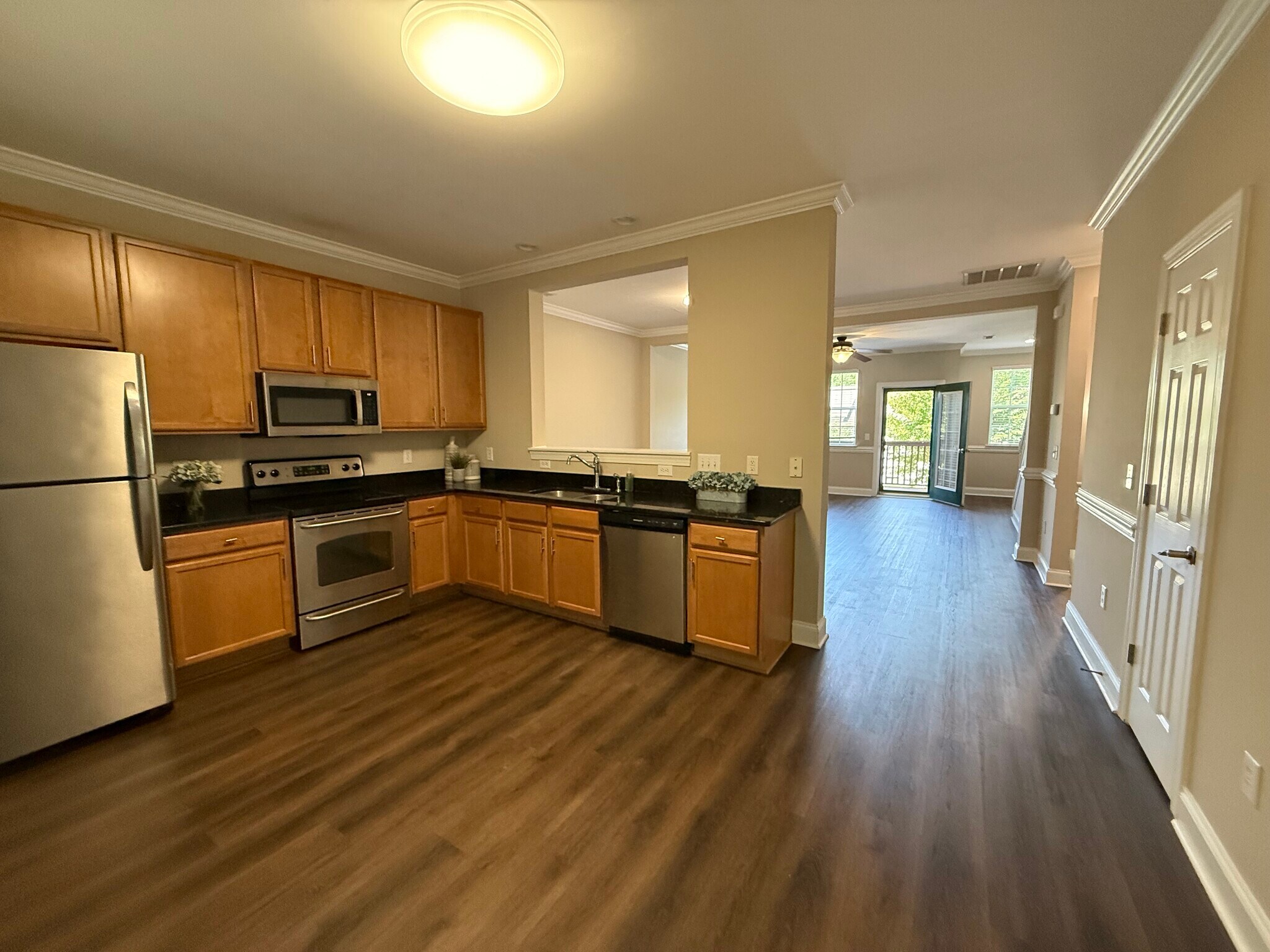 Large kitchen with great cabinet space, granite countertops. - 137 High Ridge Rd