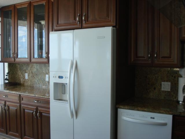 Building Photo - 4020 Galt Ocean Dr