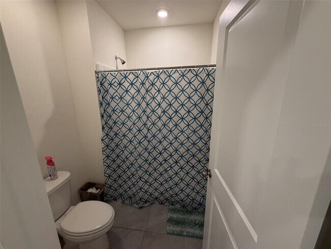 Building Photo - 8860 Milestone Dr