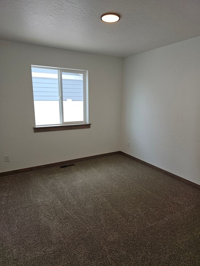 Building Photo - Brand New Beautiful 4 bedroom Home in Rathdrum!