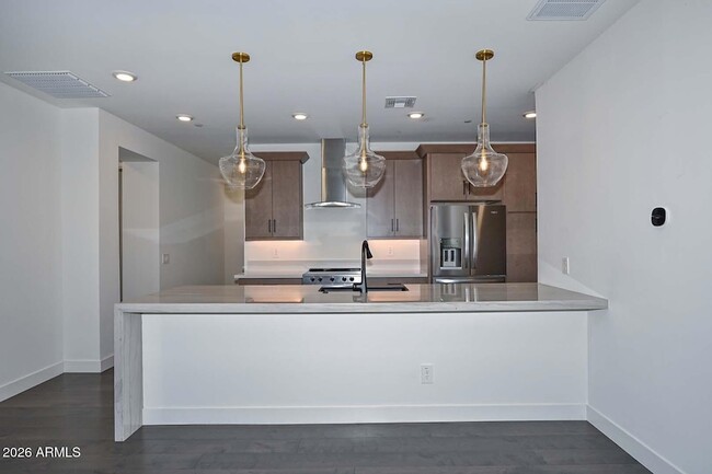 Building Photo - 11300 N Casa Dega Dr