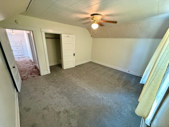 Building Photo - Charming 4-Bedroom, 2-Bath Victorian Home ...