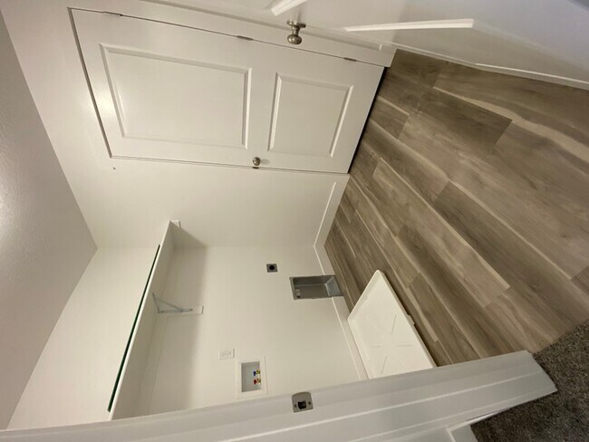 Building Photo - 2035 N 350 E
