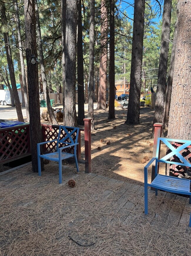 Building Photo - 3066 Oakland Ave