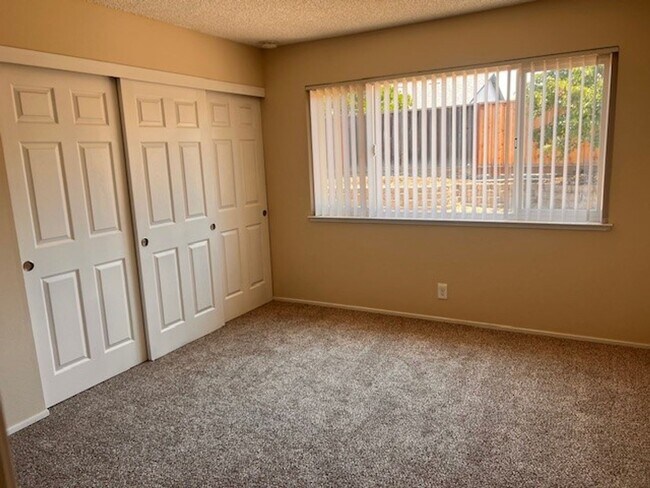Building Photo - Updated 4BR/2BA Home in South San Jose