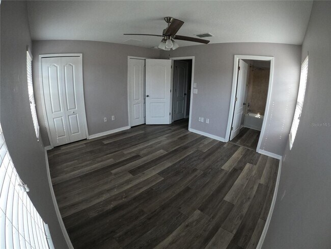 Building Photo - 4175 Shade Tree Ln