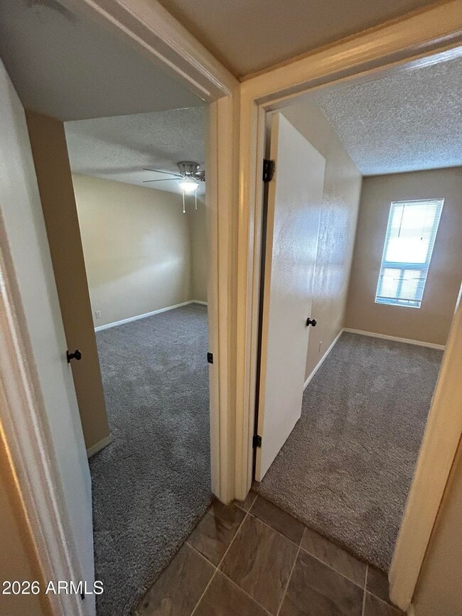 Building Photo - 512 W Malibu Dr