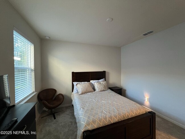 Building Photo - 2758 Ivy Post Dr