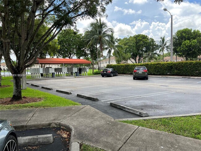 Building Photo - 1260 SE 31st Ct