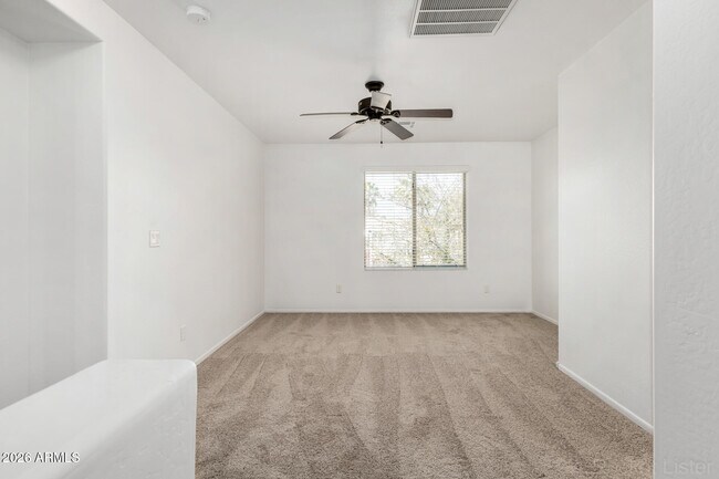 Building Photo - 1180 E Buffalo St