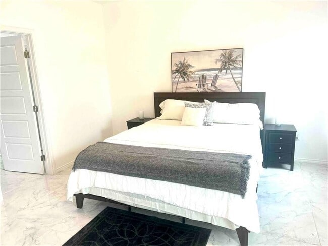 Building Photo - 21 S 42nd St