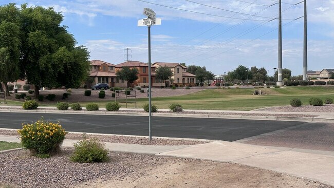 Building Photo - 7313 S 48th Dr