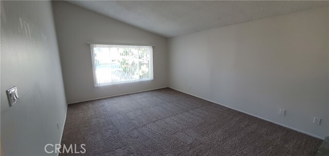 Building Photo - 15038 Hiawatha St