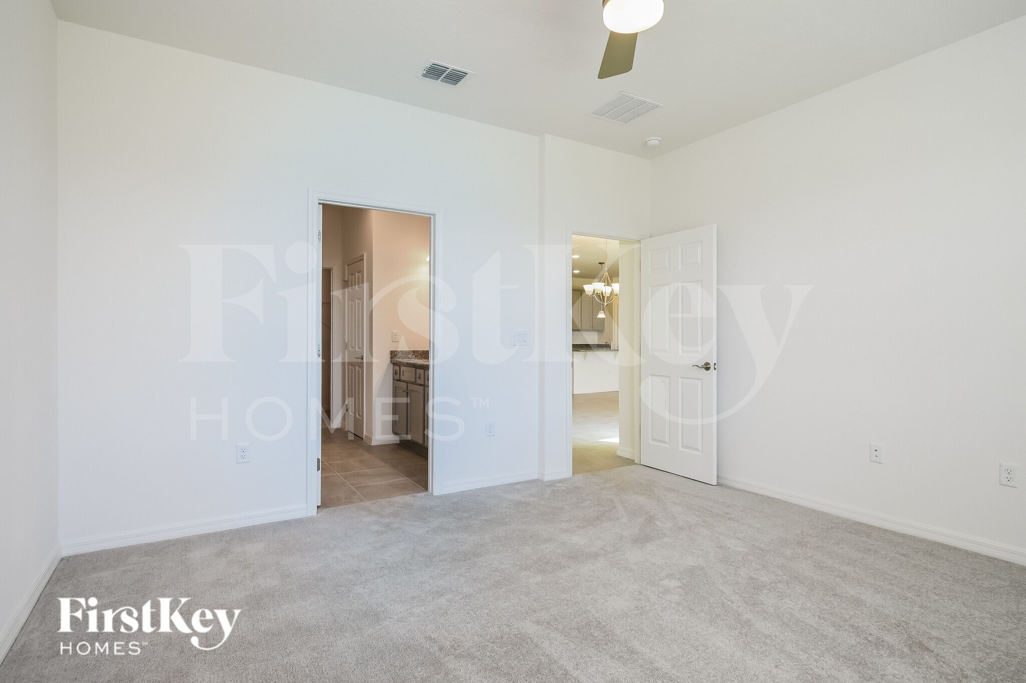 Building Photo - 1243 Ponca Rd