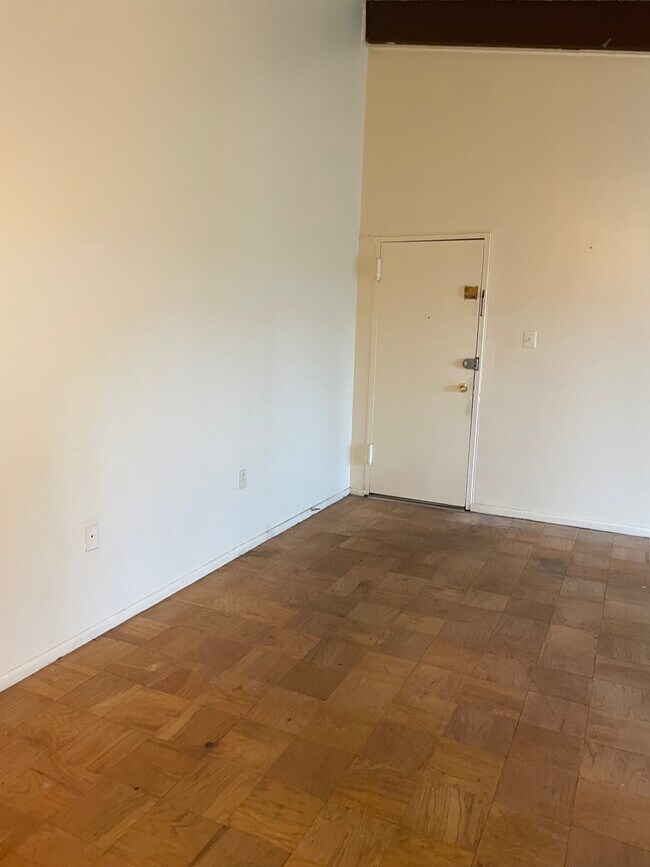 Living Room Part 1 - 11340 Cherry Hill Rd