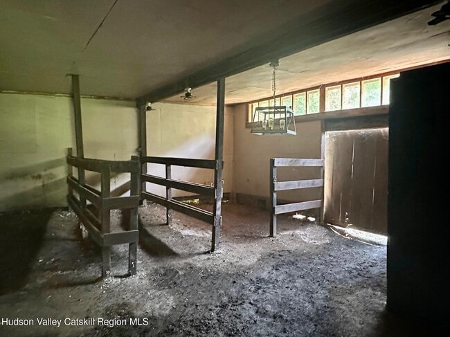 Building Photo - 5153 NY-9G