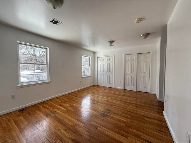 Building Photo - 12 Bergen Ave