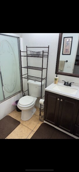 Building Photo - 16785 Baltic Ct