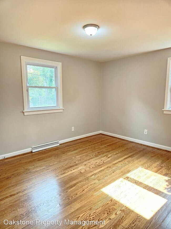 Building Photo - 3 br, 1 bath House - 7508 Mayland Dr.