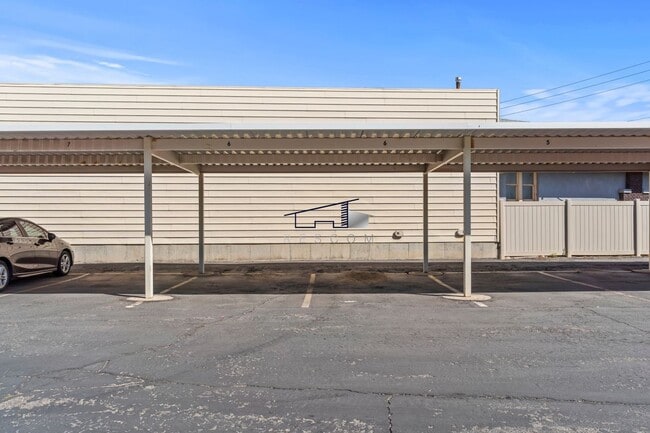 Building Photo - 790 State St