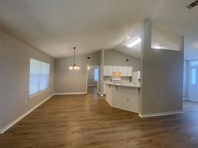 Building Photo - 9676 Parker Lake Cir