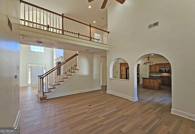 Building Photo - 195 Beracah Walk