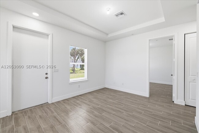 Building Photo - 195 Rotonda Blvd W C