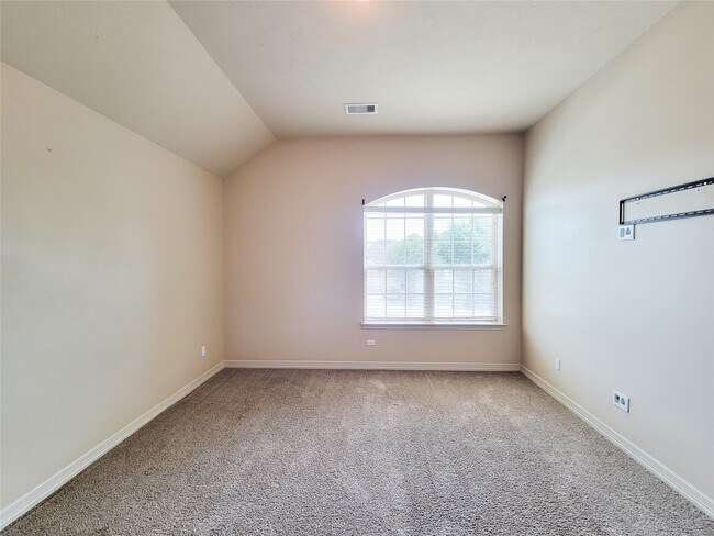 Building Photo - 2210 Pearl Bay Ct