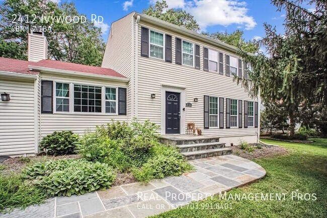 Building Photo - 2412 Ivywood Rd