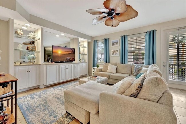 Building Photo - 5972 Giardino Ln