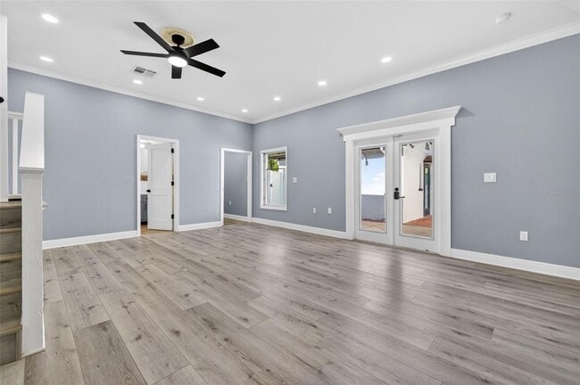 Building Photo - 2835 W Shelton Ave