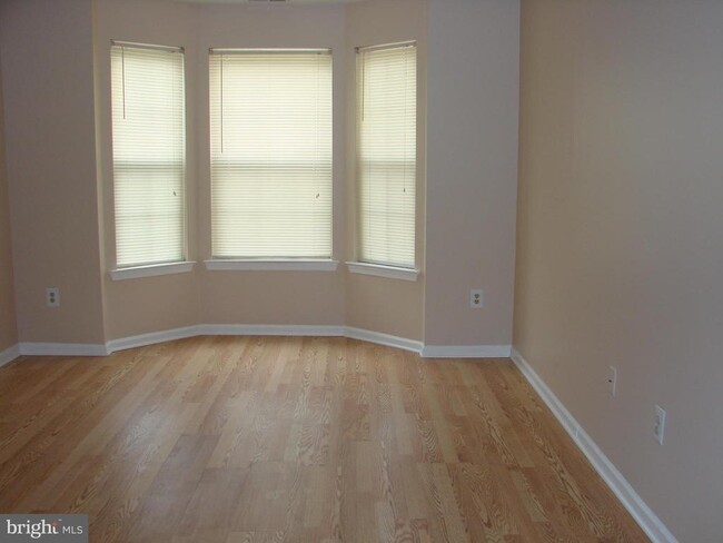 Building Photo - 2705 Brookhaven Dr