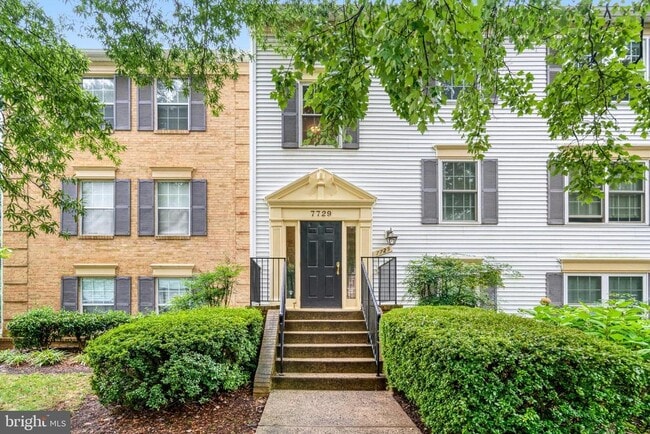 Building Photo - 7729 Inversham Dr