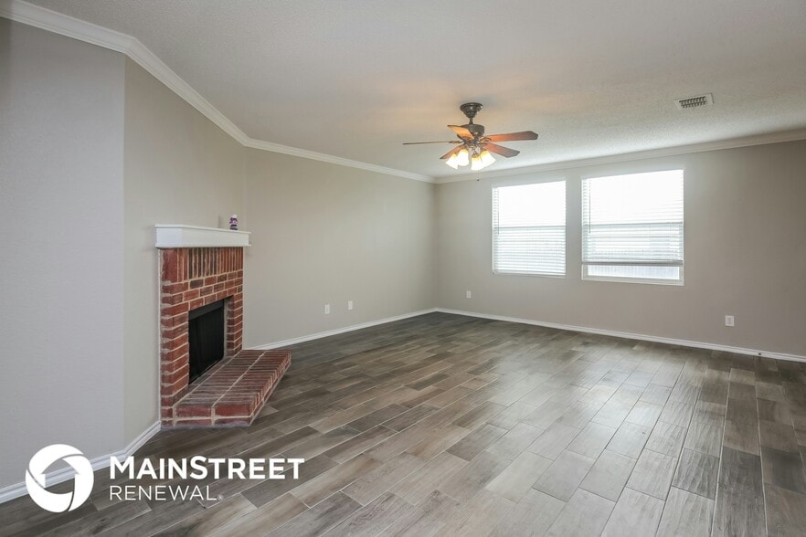 Building Photo - 941 Stone Chapel Way