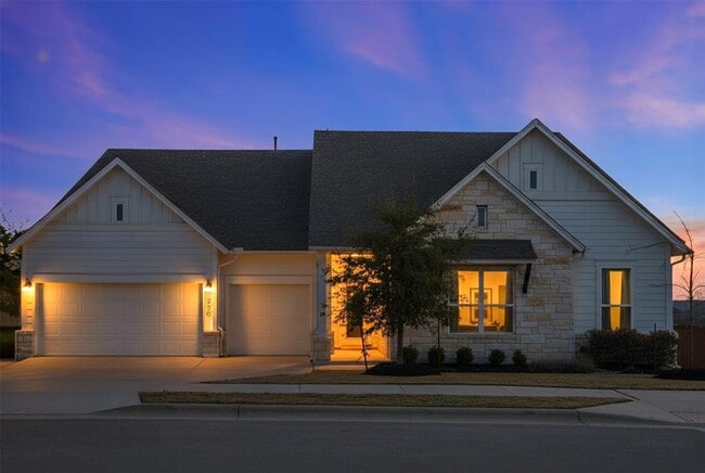 Building Photo - 256 Smoke Tree Cir