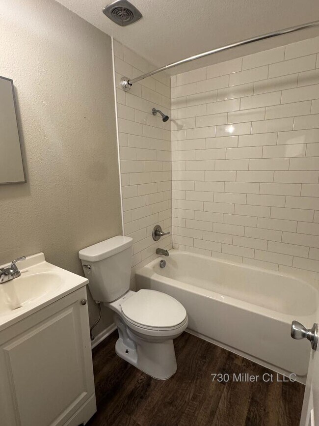 Building Photo - 730 Miller Ct