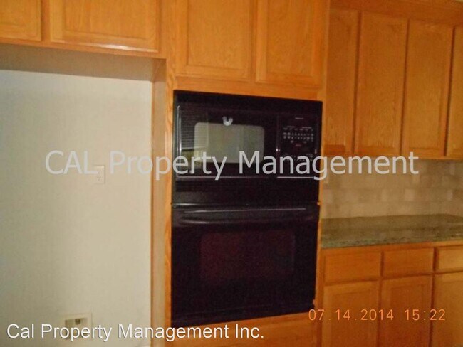 Building Photo - 5 br, 3 bath House - 6 Hidden Creek Circle