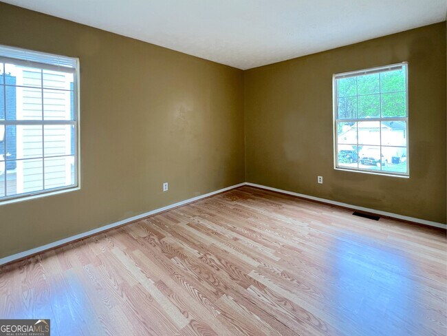 Building Photo - 790 Hampton Hill Ct