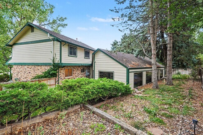 Building Photo - 7980 S Harrison Cir