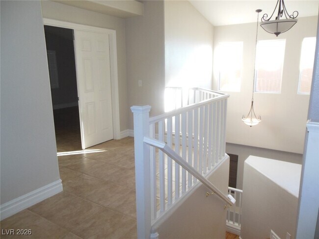 Building Photo - 334 Cart Crossing Way