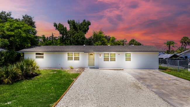 Building Photo - Englewood Padsplit Co-living Affordable Ho...
