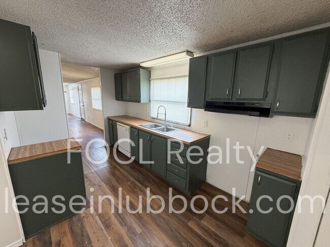 Building Photo - 3 Bed, 2 Bath Mobile Home in Roosevelt School District