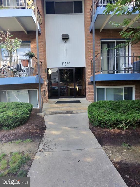 Building Photo - 11380 Cherry Hill Rd