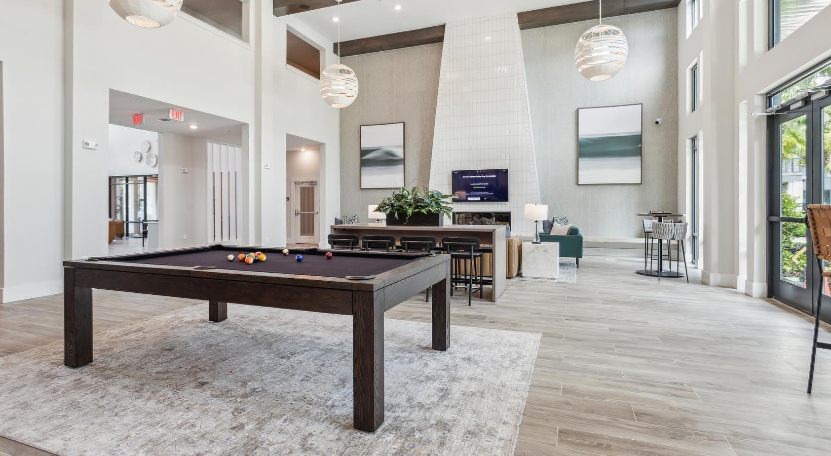Building Photo - 7311 Baymeadows Way