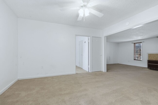 Building Photo - Downtown Castle Rock at its best!  Just a short 2 block walk to downtown.